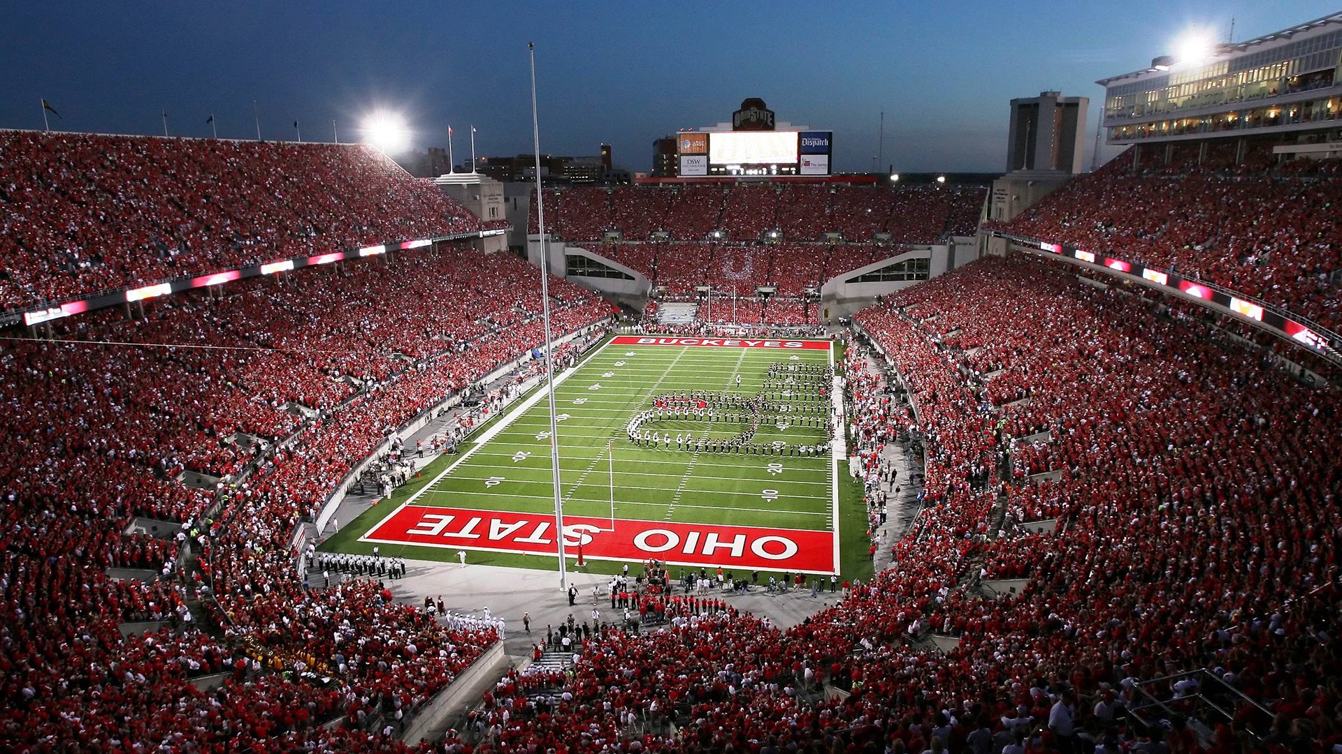 德克斯用坚韧精神征服赛场挑战,德克斯特怎么过