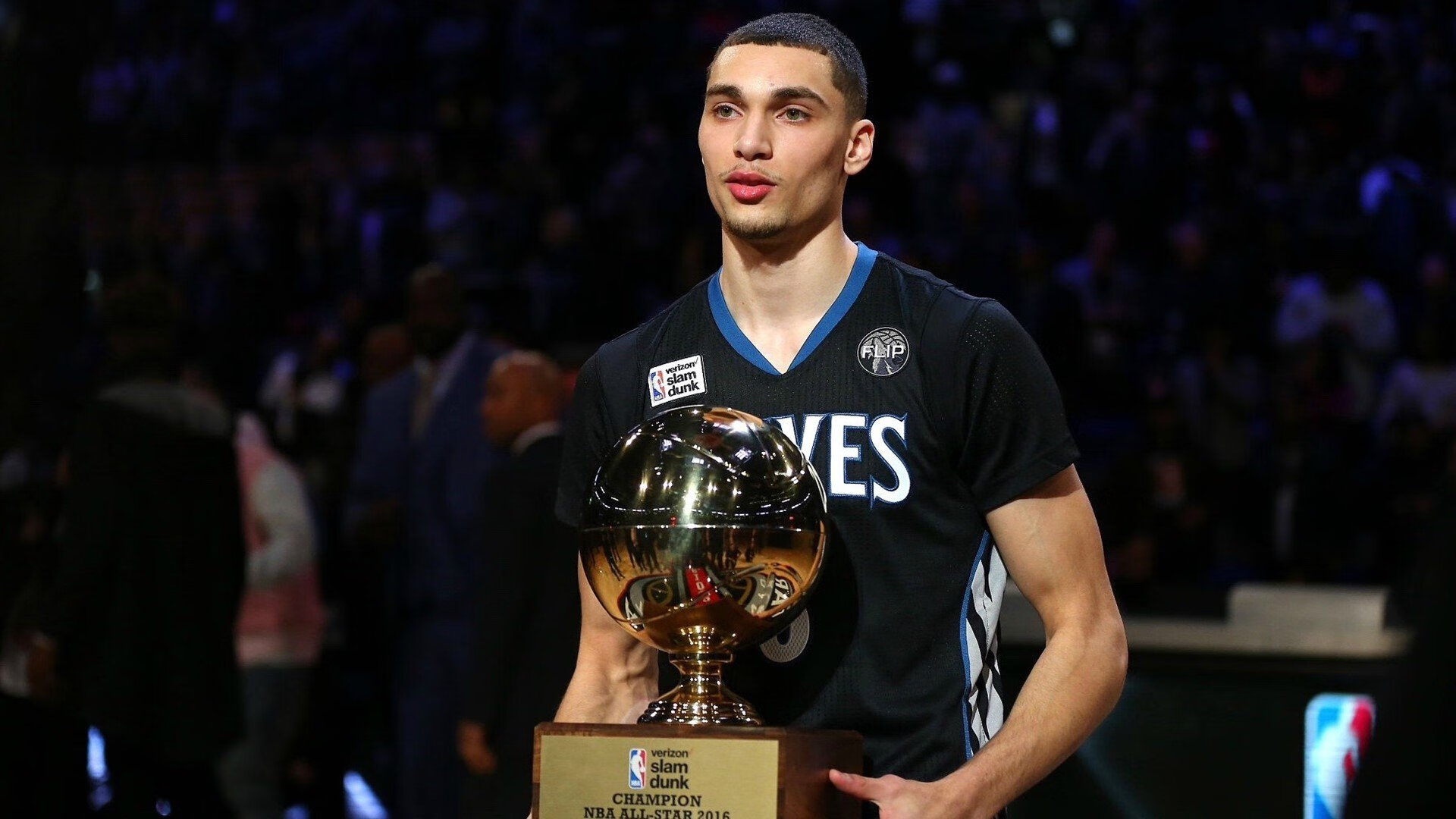 独行侠队新援加入,季后赛目标明确,独行侠队首发阵容